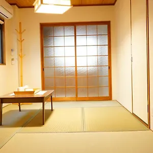 Syoga A House, Next To Natural Park Ōsaka
